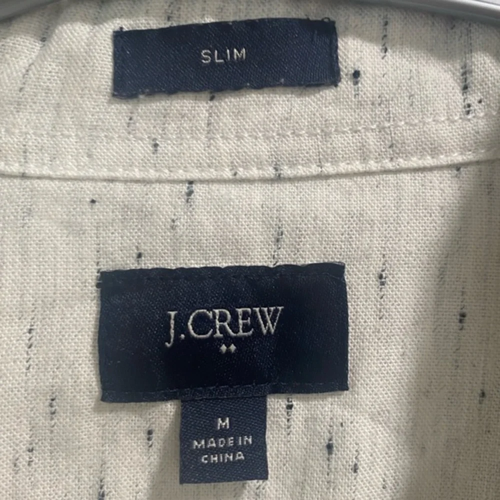 Men’s J.Crew Slim‎ Button Down Long Sleeve size Medium EUC White & Black